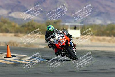 media/Jan-09-2022-SoCal Trackdays (Sun) [[2b1fec8404]]/Turn 14 (10am)/